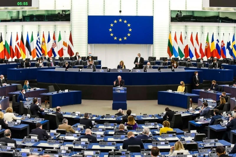 یەکێتی ئەوروپا یاسای نوێی پەنابەری دەخاتە بواری جێبەجێ کردن